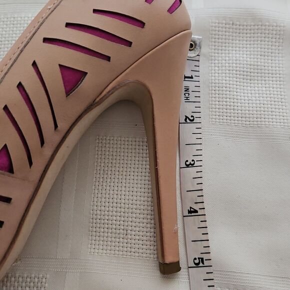 Beige and Purple Heels by BCBGeneration - Picture 9 of 16